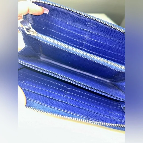 Prada blue Floral Zippy long wallet - Picture 3 of 5